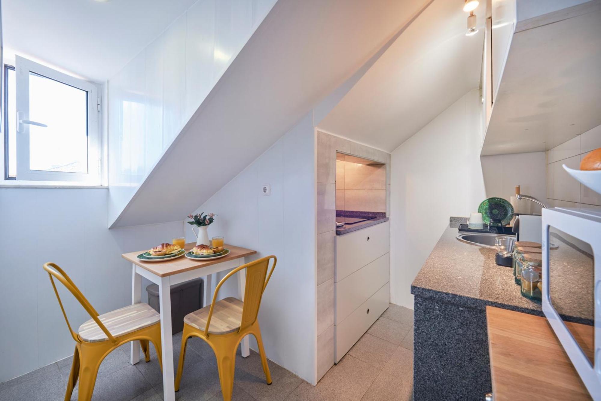 Appartement Bairro Alto Nightlife Hub, By Timecooler Lissabon